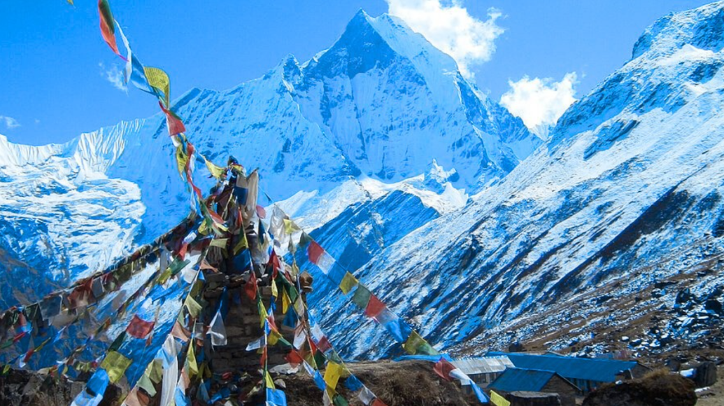 अन्नपूर्ण क्षेत्रमा पर्यटकको ऐतिहासिक उछाल, सन् २०२५ मा झण्डै तीन लाख विदेशी आगमन